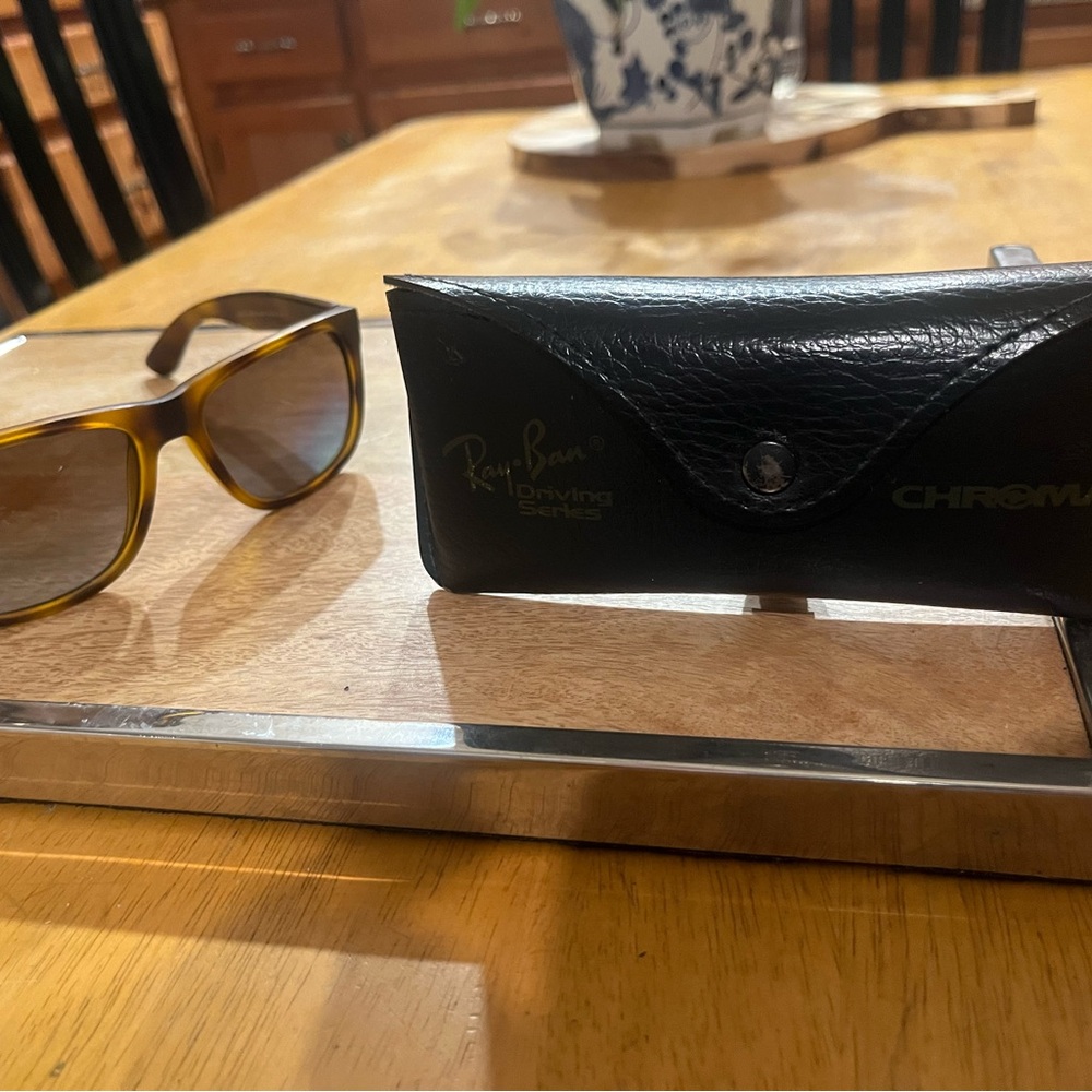 Ray-Ban polarized Justin Classic sunglasses
